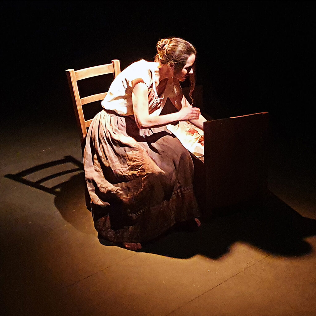 Emma Picard-01c-©emh